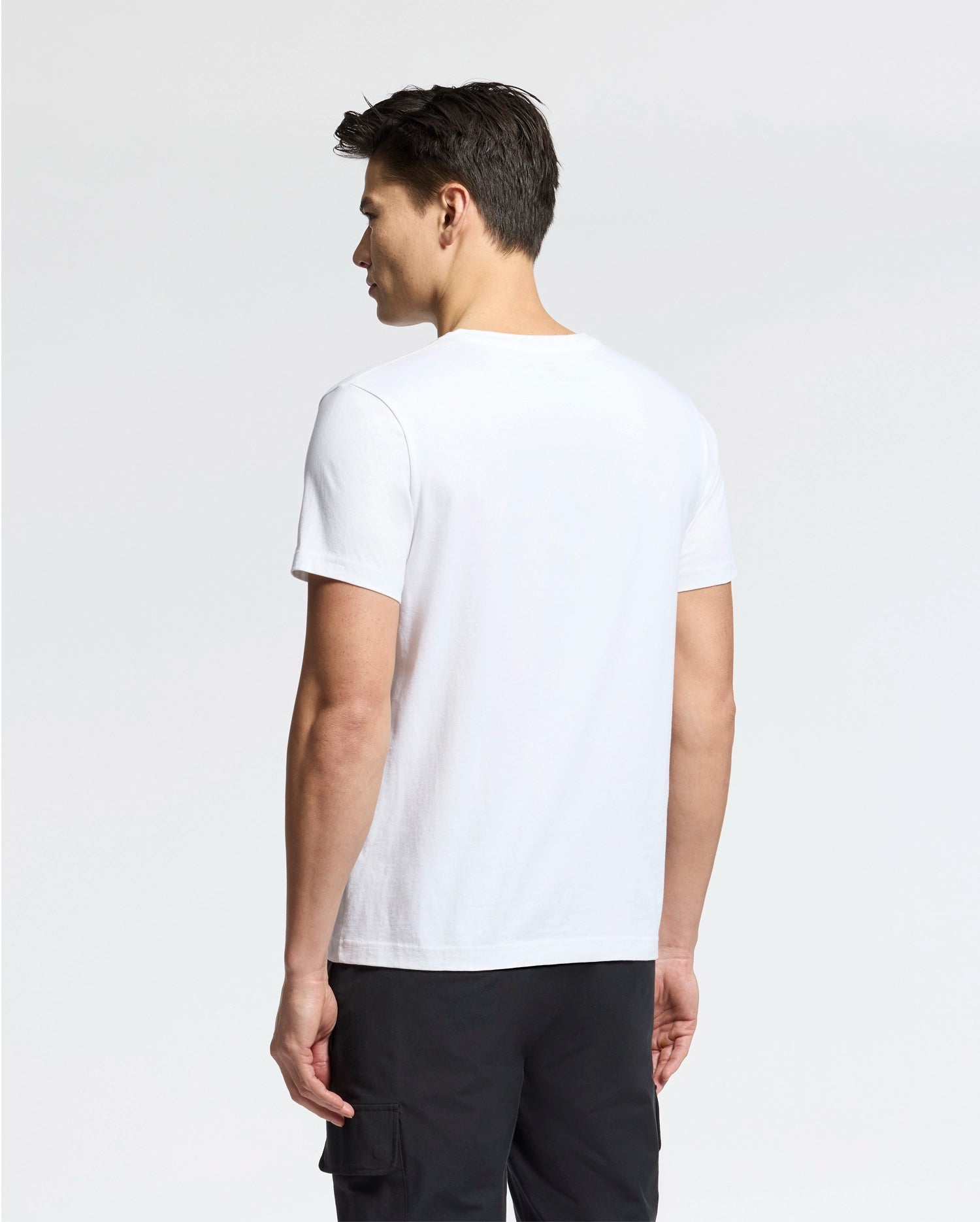 MENS CLASSIC V NECK TEE - B6U100ARPC - Image 6