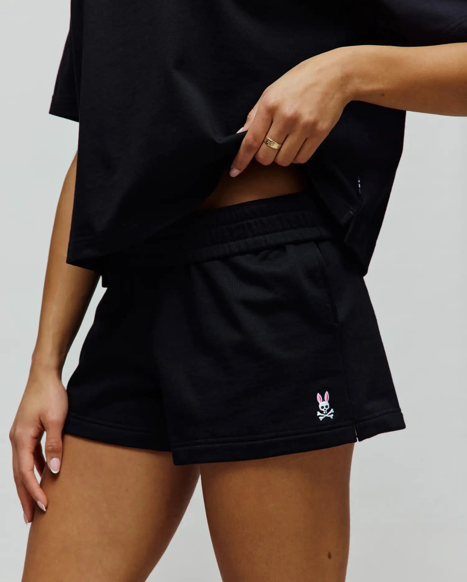 WOMENS OLIVIA FLEECE SHORT - WB0900003